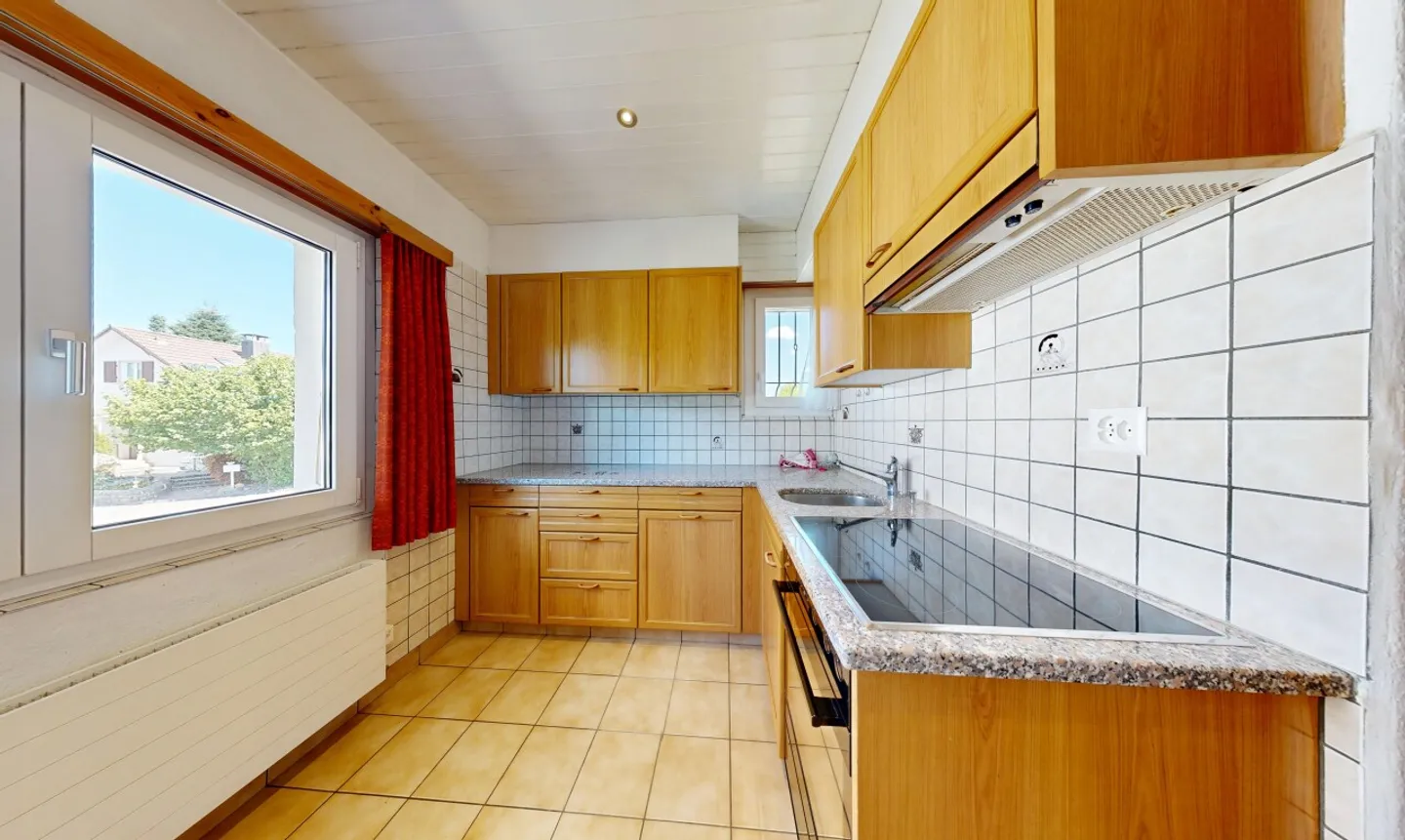 4-room house in a quiet, slightly elevated location with garden - Photo 8 of 11