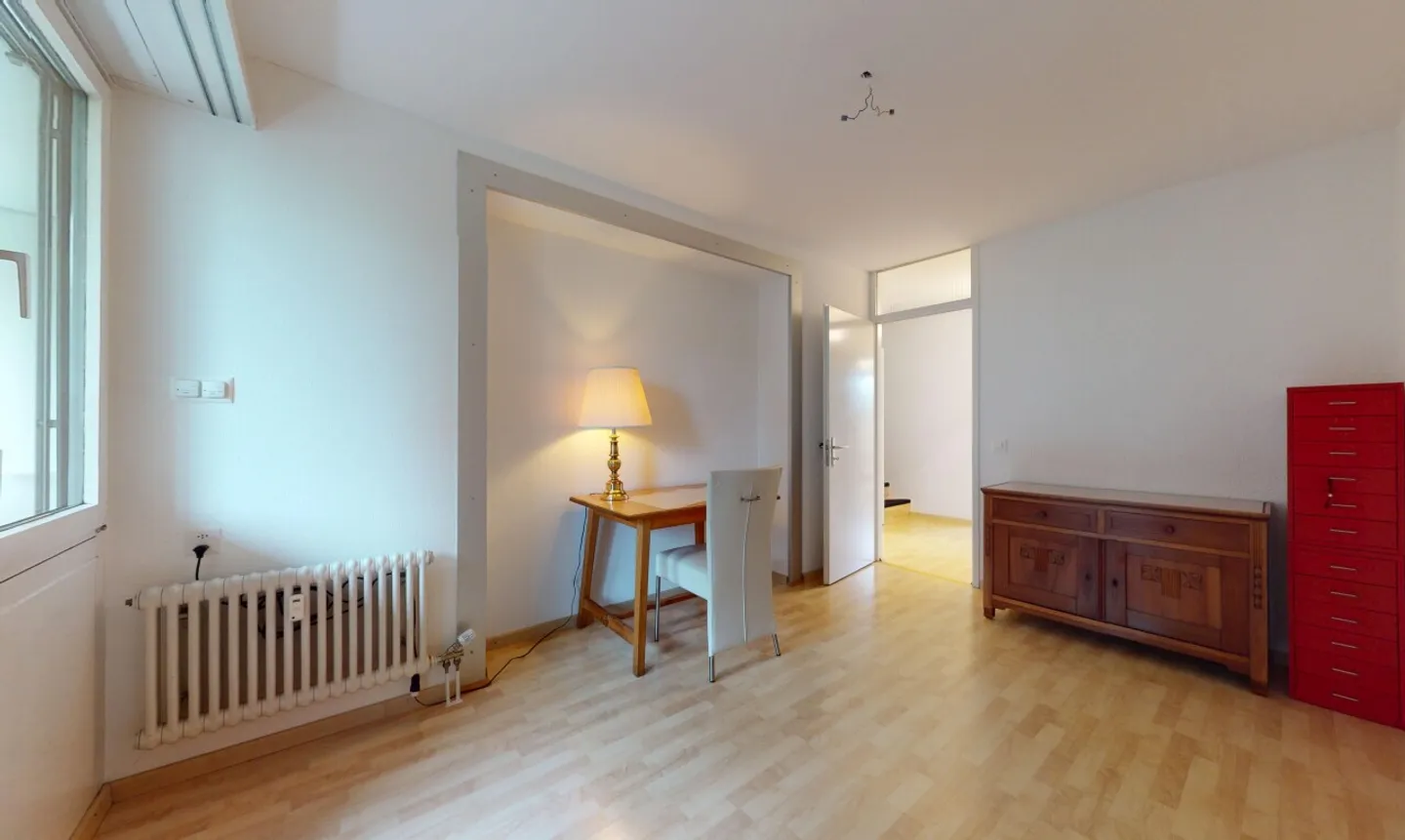 Maisonettewohnung mit 2 Balkonen, Garage und Aussicht ins Grüne - Foto 10 di 11