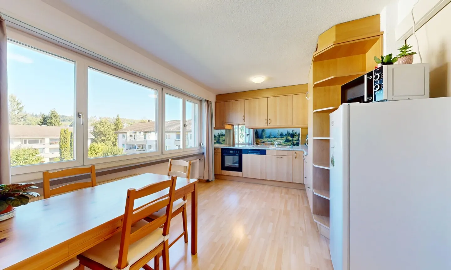 Sonnige 3.5-Zimmer-Wohnung mit Südbalkon in ruhiger Lage - Foto 4 di 11