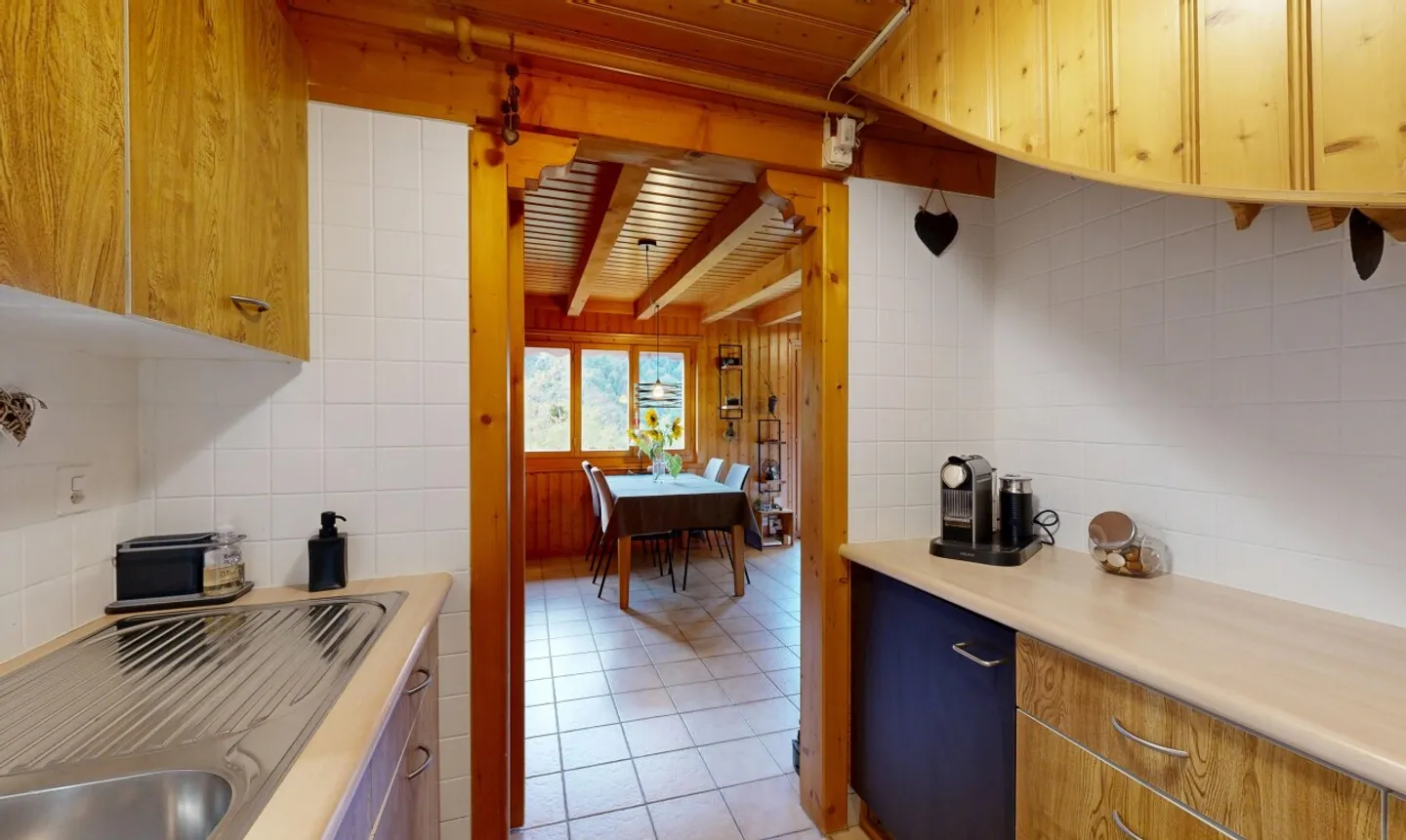 Exclusive: 3-bedroom chalet with a magnificent view - Photo 9 of 11