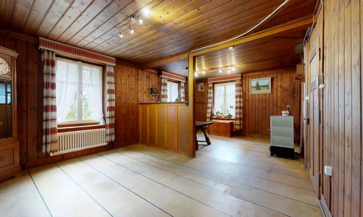 Maison à réinventer sur une parcelle de plus de 2'700 m² - Foto 5 di 11