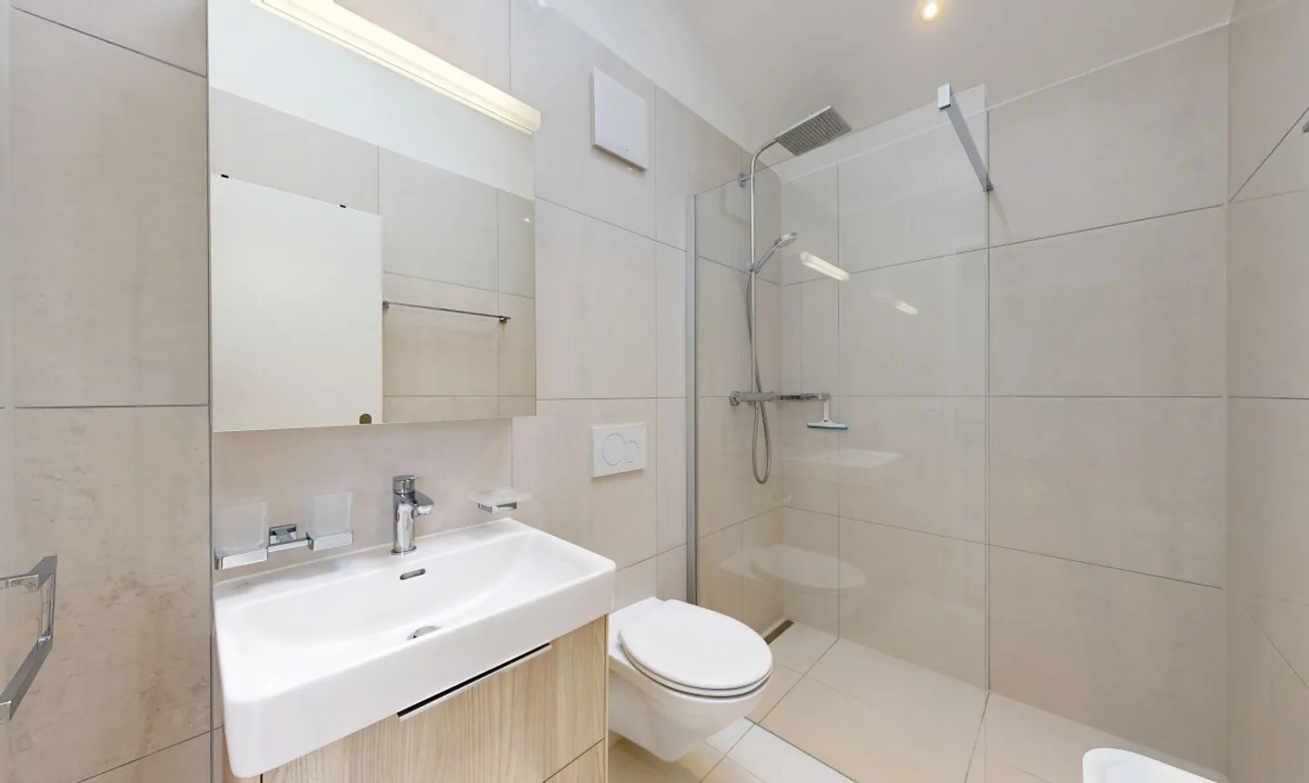 Moderne Villa in Broc - Foto 11 von 13