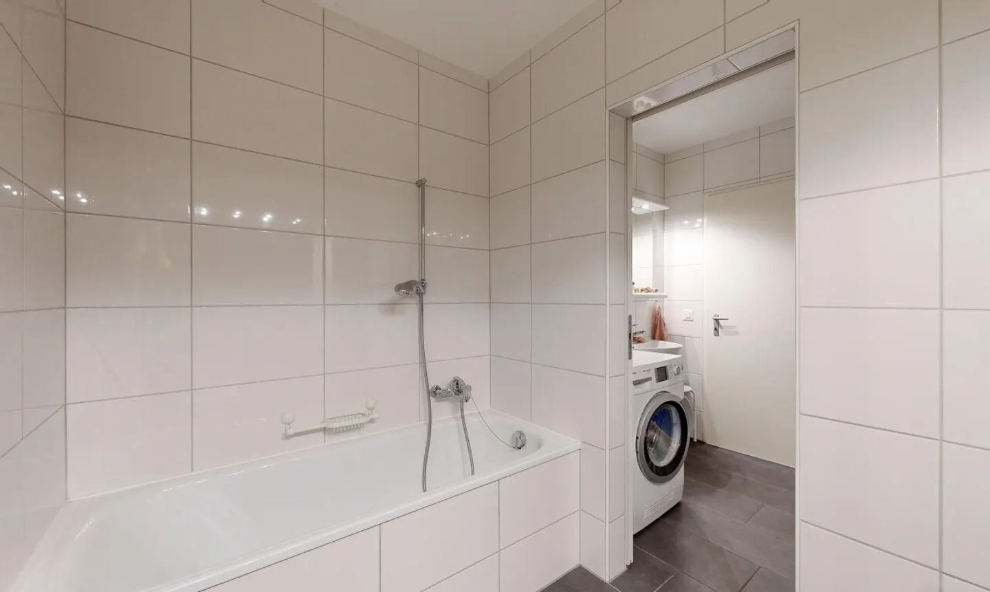 Appartement central de 4,5 pièces avec vue - Photo 9 sur 11