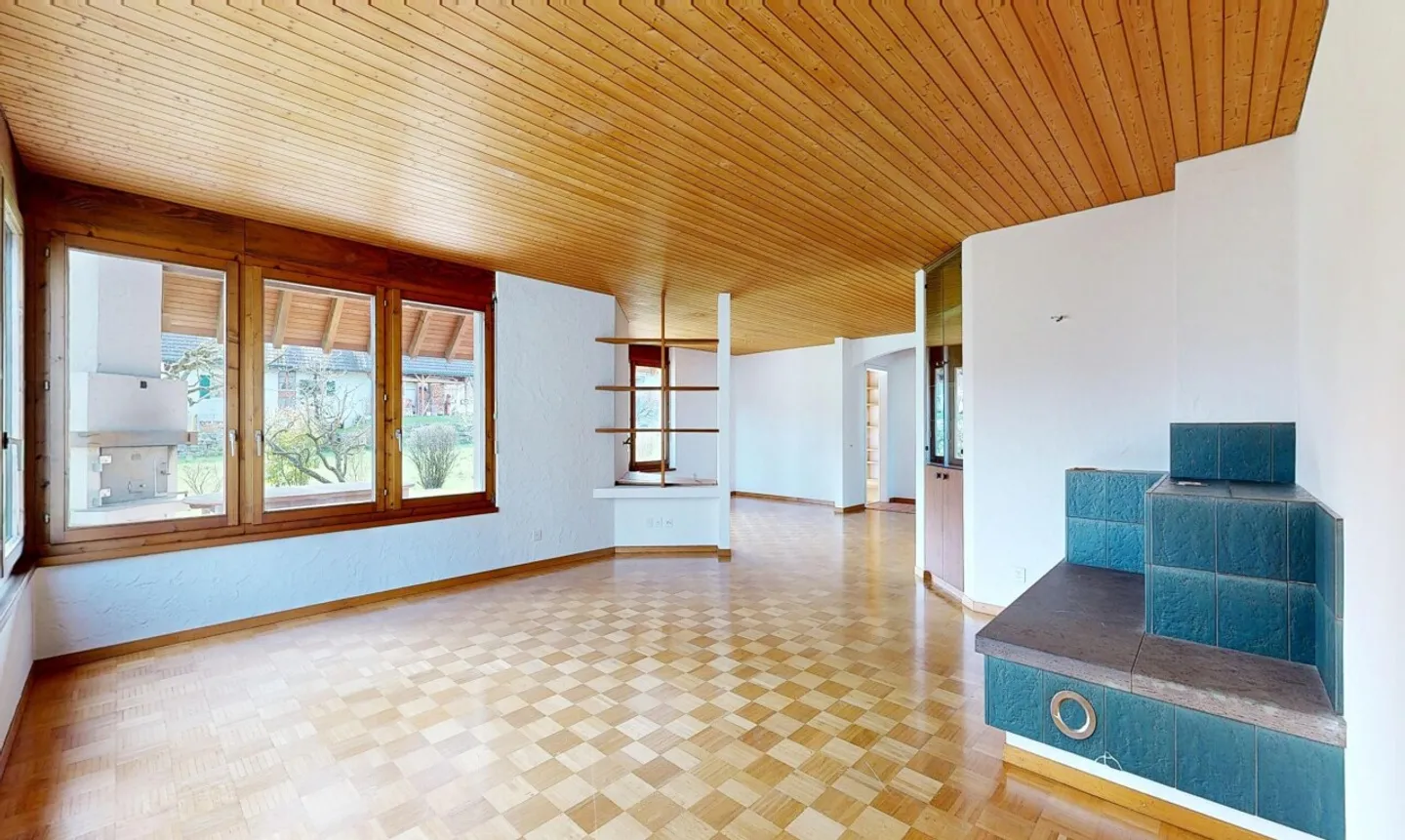 Maison individuelle spacieuse de 6 pièces dans une impasse calme - Photo 3 sur 11