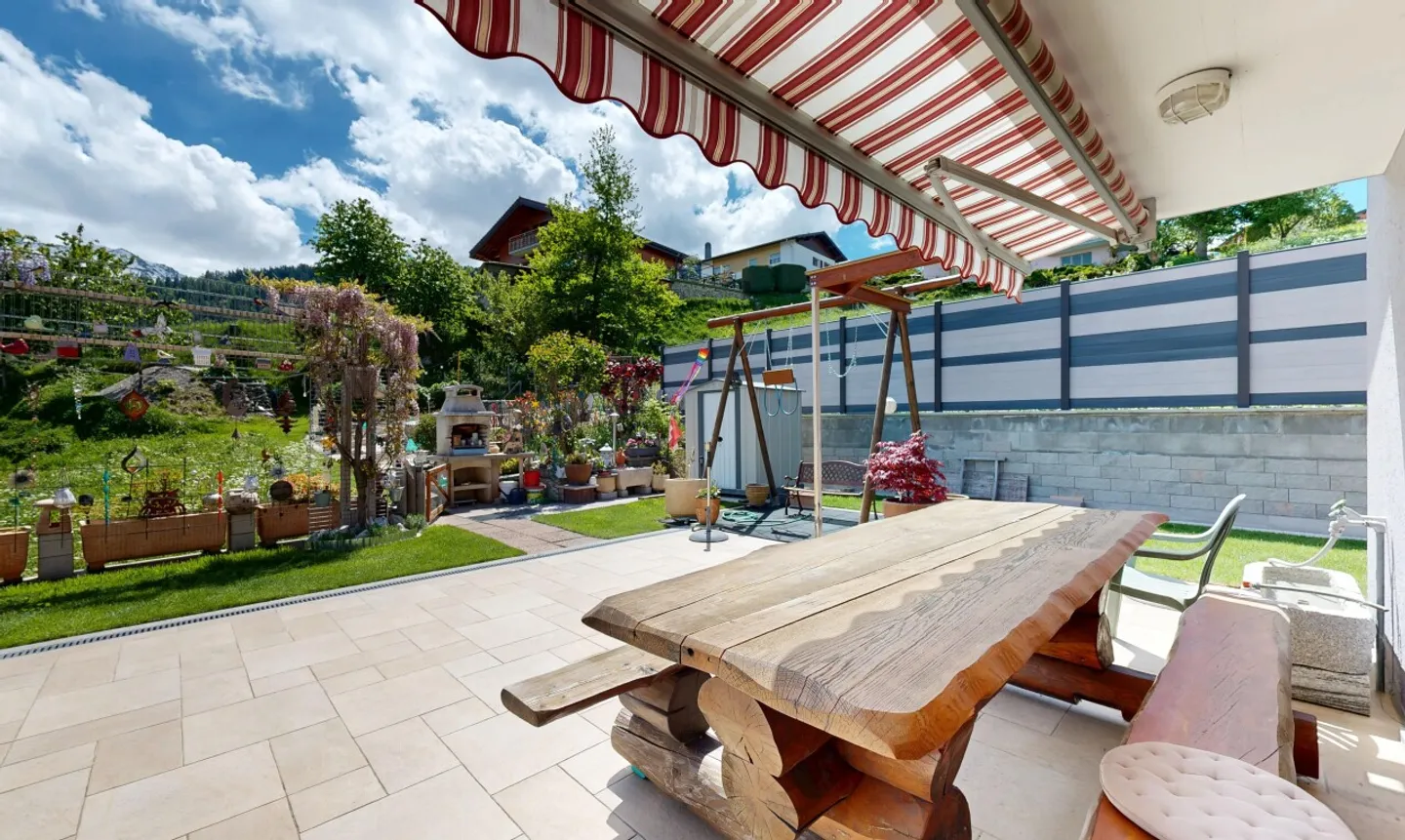 Family Home in Peaceful Sornard - Photo 3 of 11