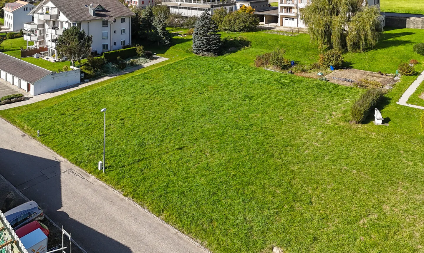 Terreno ideale per edificio in affitto - permesso di costruzione in vigore - Foto 2 di 11