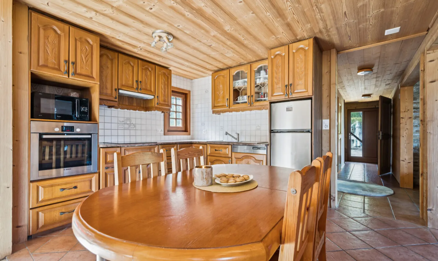 Chalet 8.5 + Studio und unverbauter Blick in einer gut gelegenen ruhigen Gegend - Foto 5 von 11