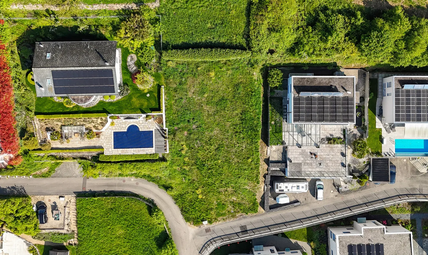 Villa architettonica con vista panoramica sul lago e sulle montagne - Foto 7 di 13