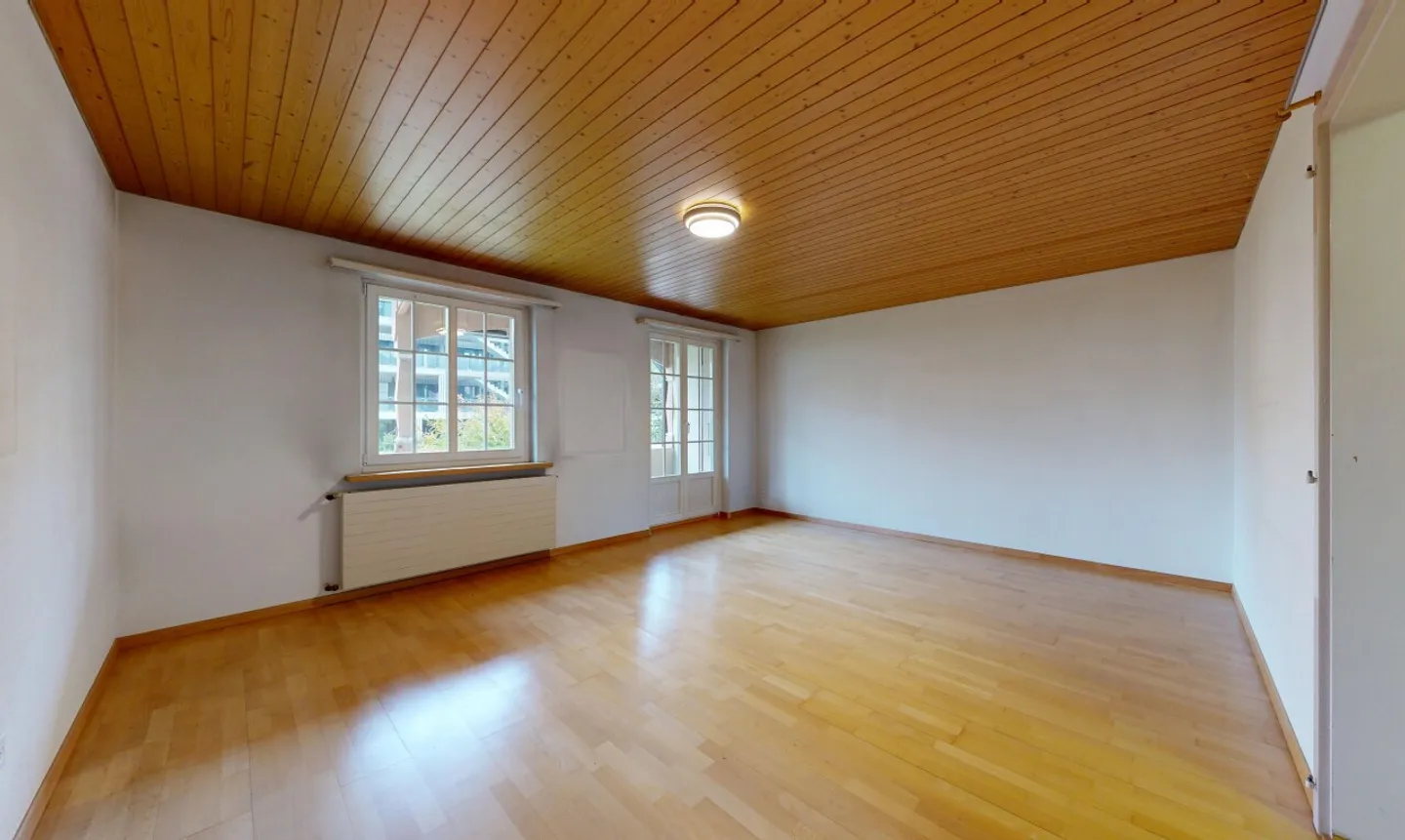 Living with Character - Semi-Detached House in Ostermundigen - Photo 2 of 11