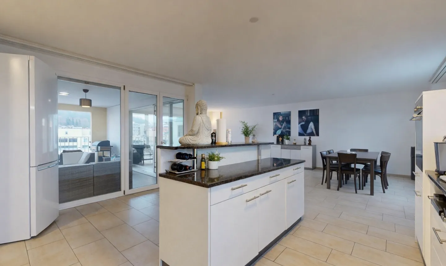 Ampio appartamento di 5,5 locali con grande loggia a Schlieren - Foto 1 di 11