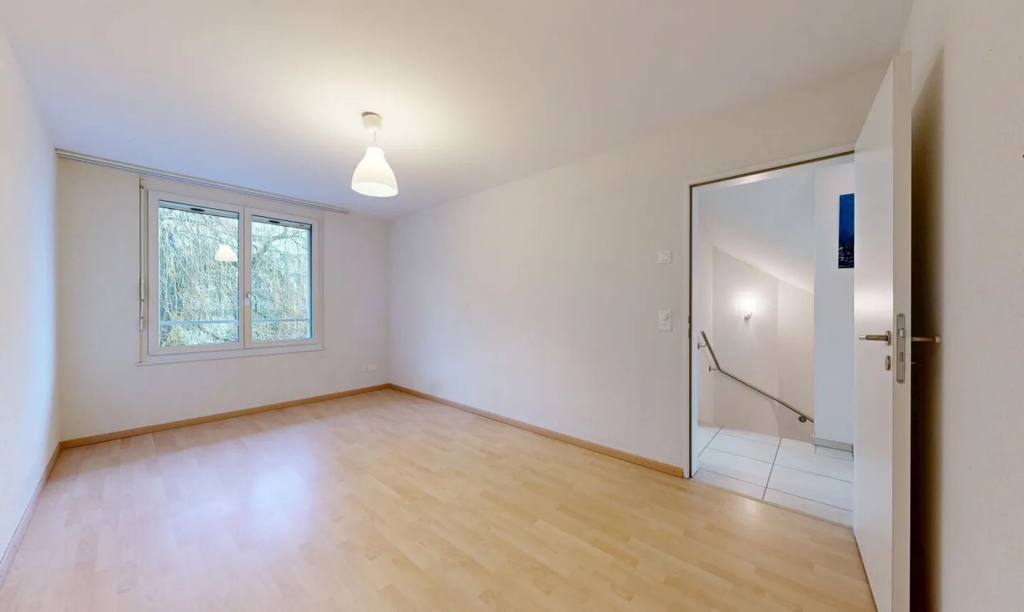 Attraktives Familienhaus mit Garten und direktem TG-Zugang - Photo 9 sur 11