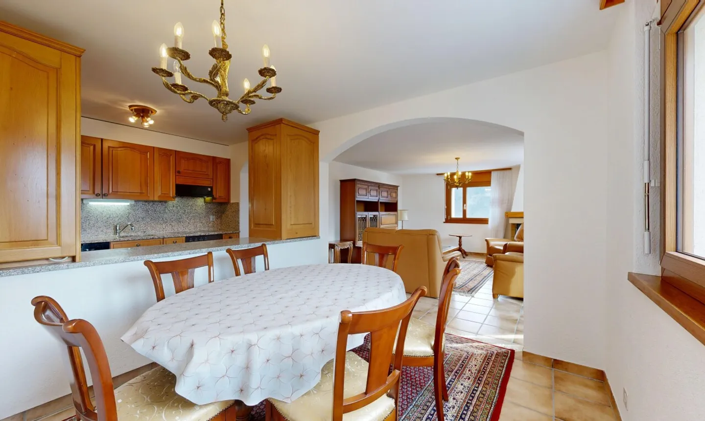 Exclusif: Lumineux appartement traversant de 3 chambres - Foto 8 di 11