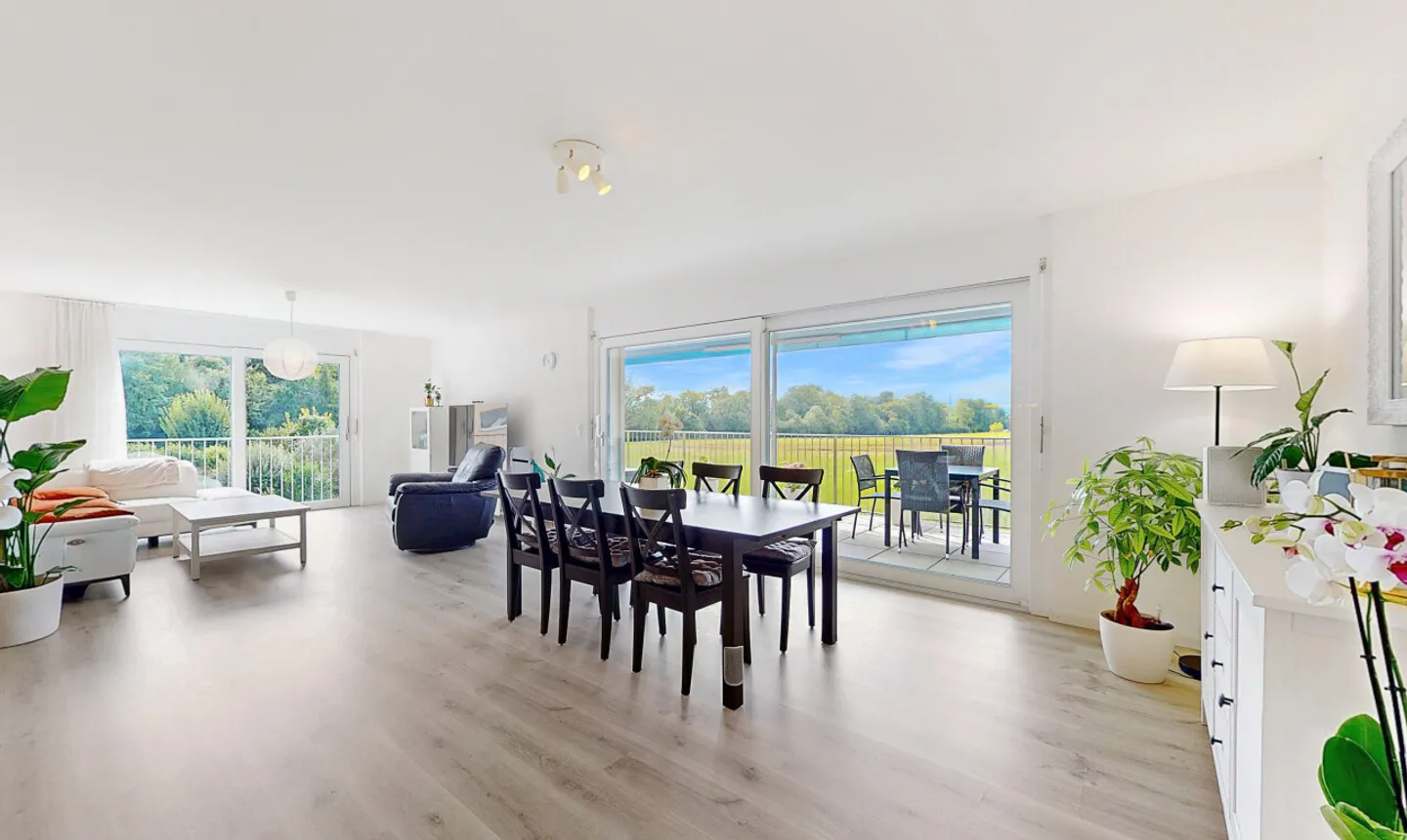 Luxuriöse Familienwohnung in Echallens - Foto 2 von 11