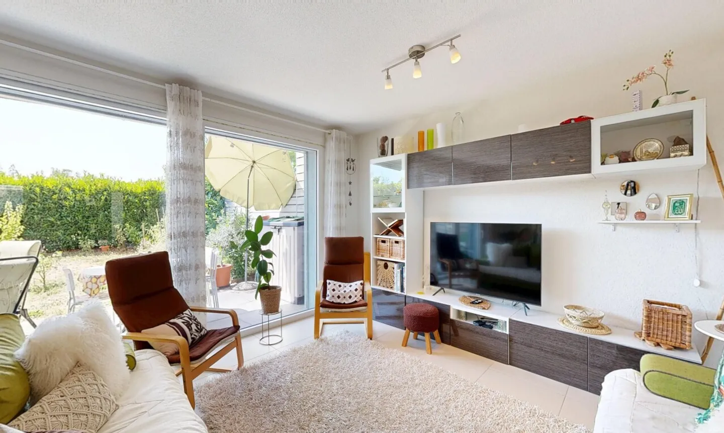Wunderschönes Familienhaus mit 6,5 Zimmern - 170 m² in Marin - Foto 5 von 11