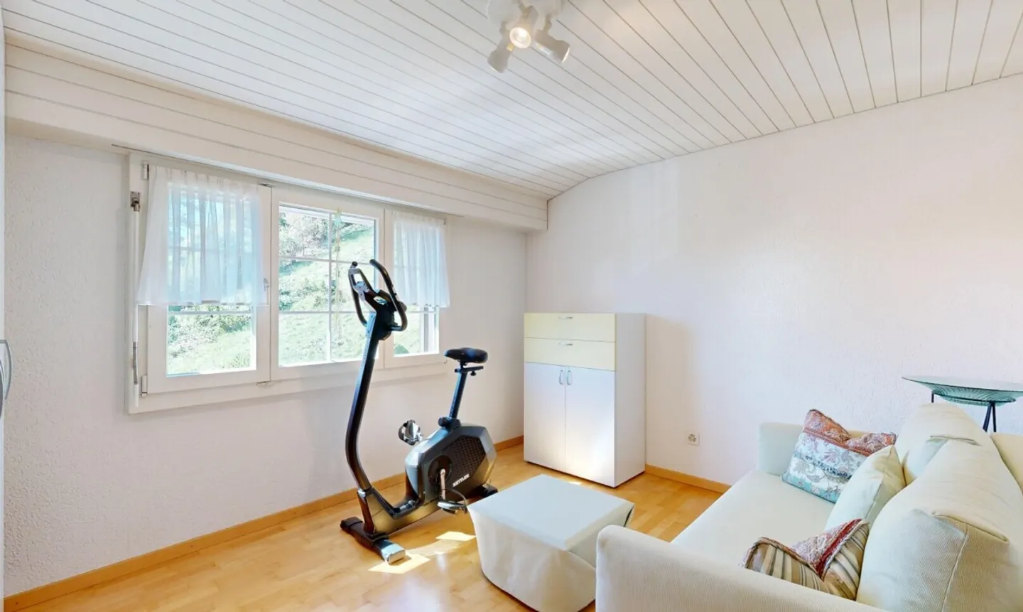 Charmante maison individuelle avec beaucoup d'espace et une belle vue - Photo 9 sur 11