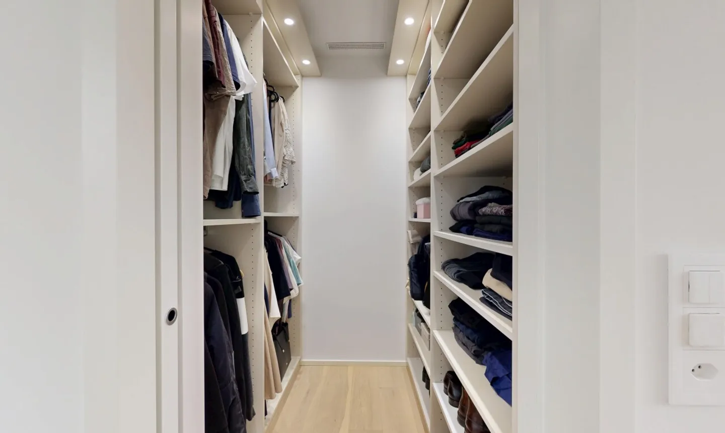 Hochwertige 3.5-Zimmer-Wohnung an begehrter Lage - Photo 10 of 11