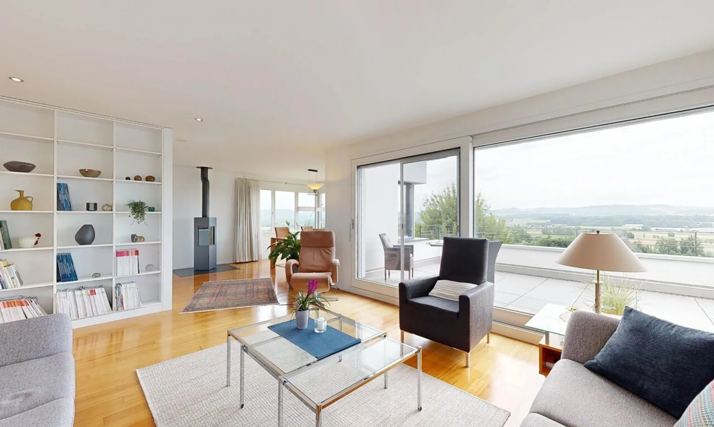 Well-maintained 6-room single-family house with a view in Uesslingen TG - Photo 5 of 11