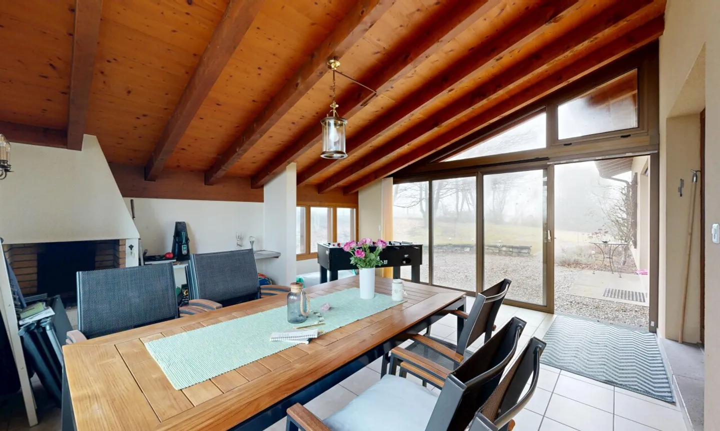 Maison impressionnante dans un endroit idyllique - Photo 2 sur 11