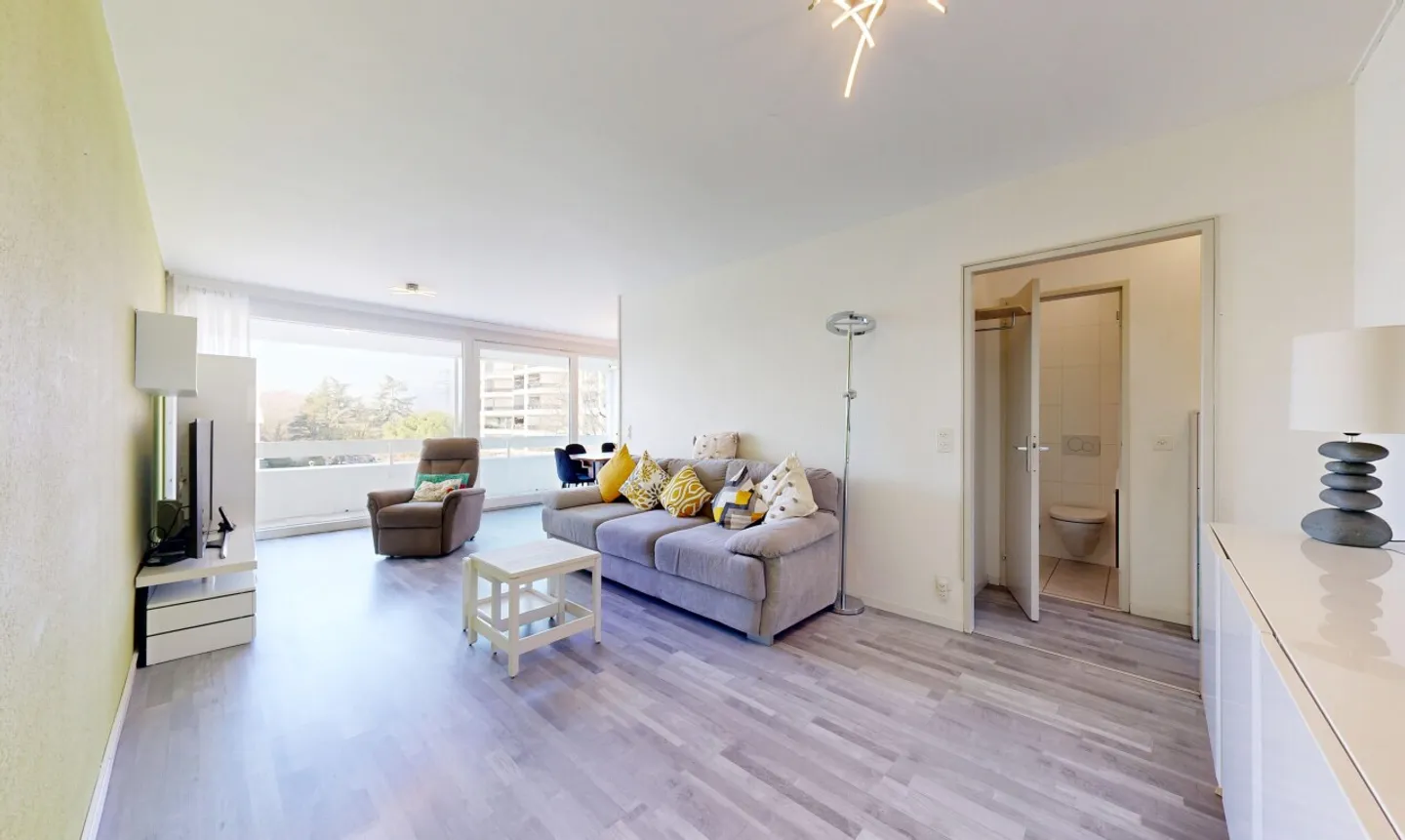 Appartement Lumineux en Zone Calme - Photo 4 sur 11