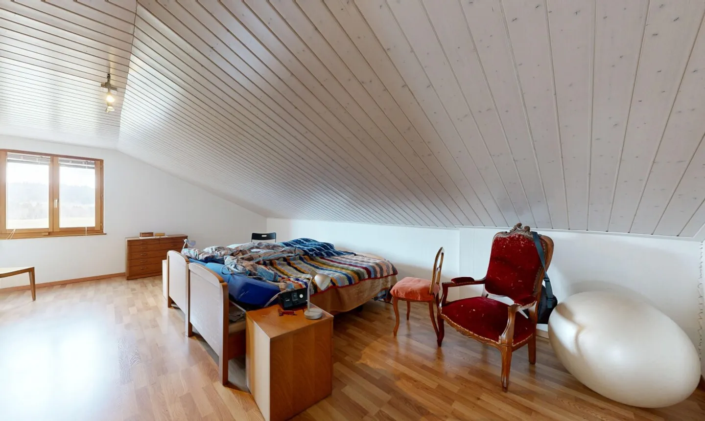 Casa di 380 m² con vista montagne e alto potenziale di rendimento - Foto 10 di 11