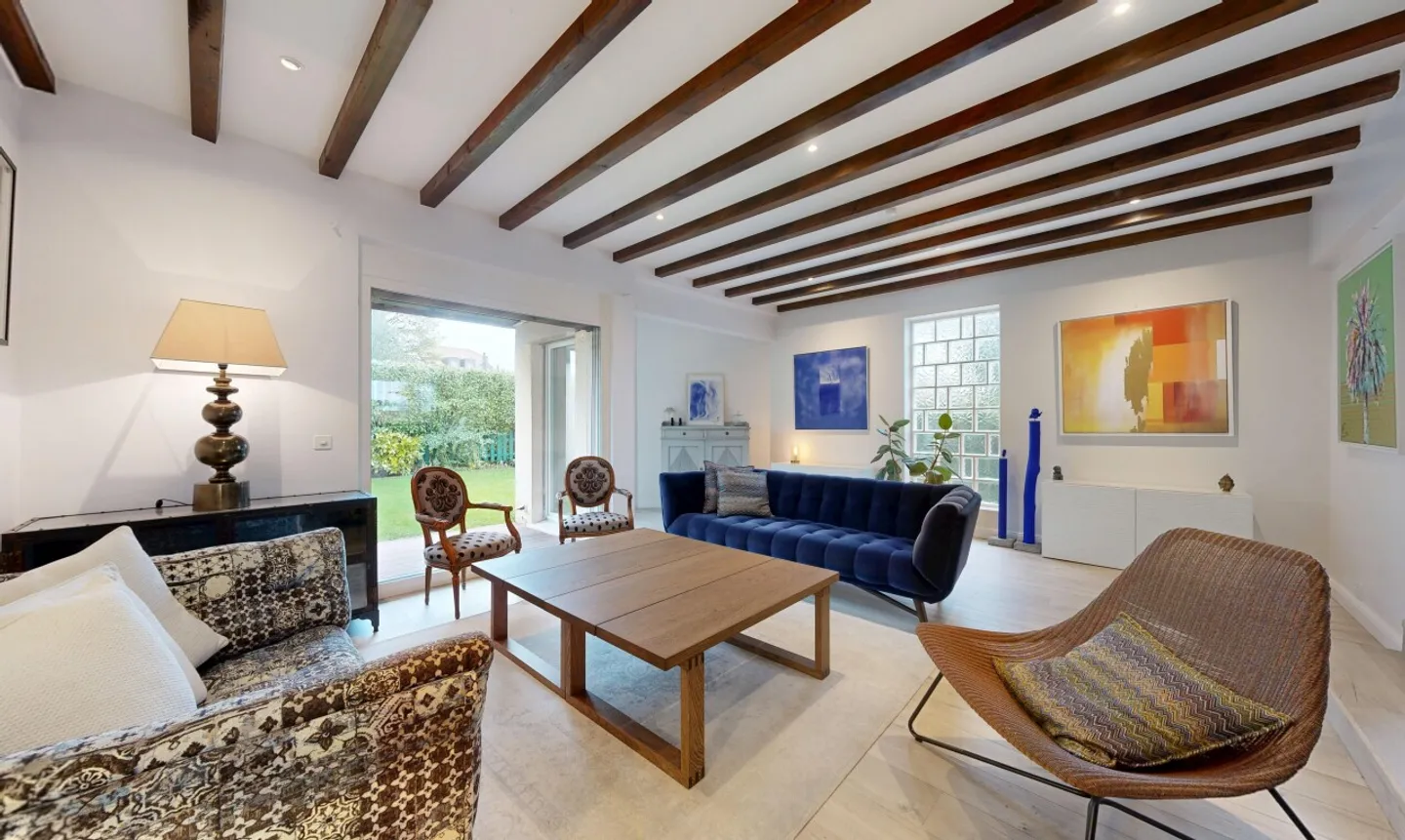 Maison Charmante avec Vue Lac - Photo 5 sur 13