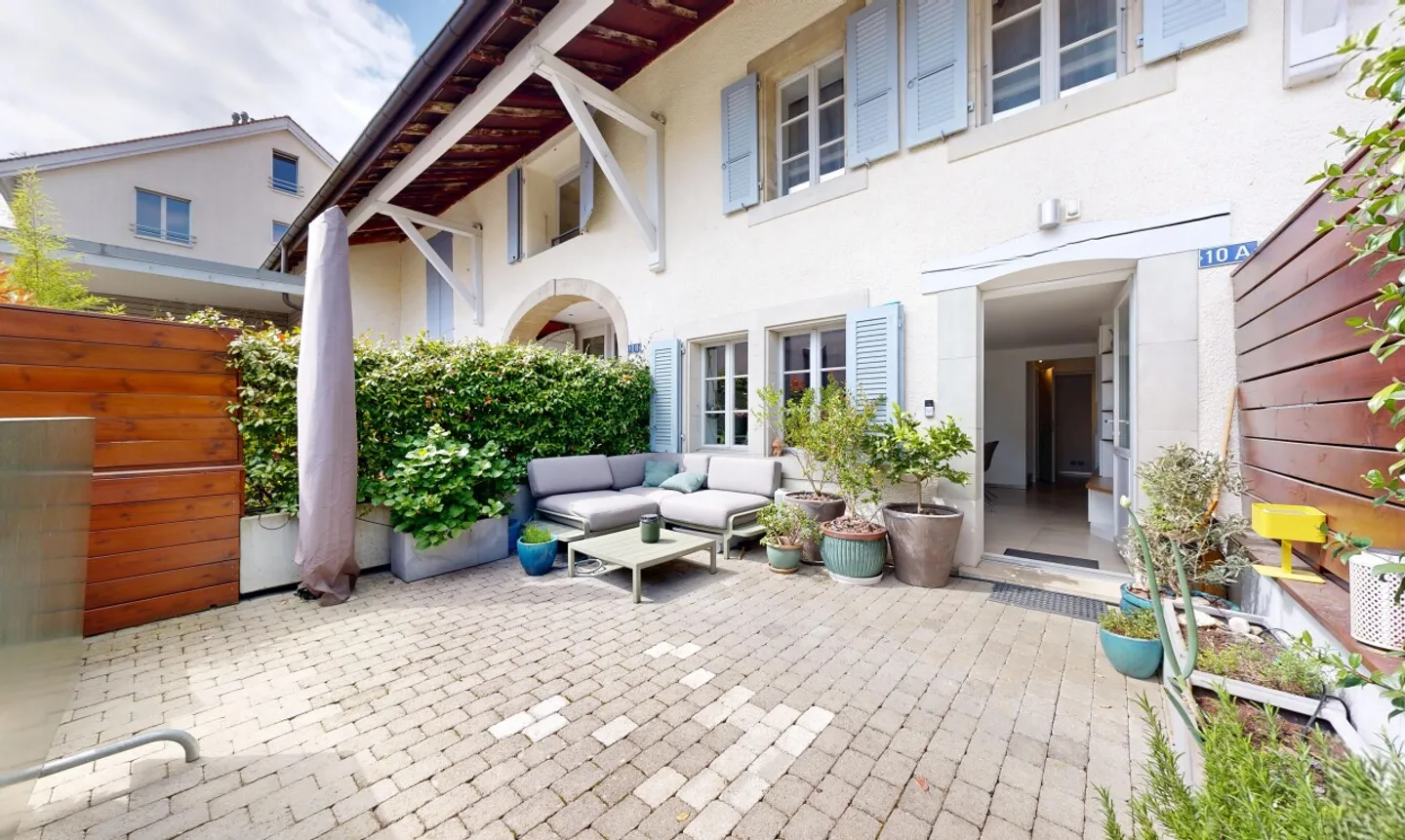 Appartement Charmant dans Grange Rénovée - Photo 1 sur 13