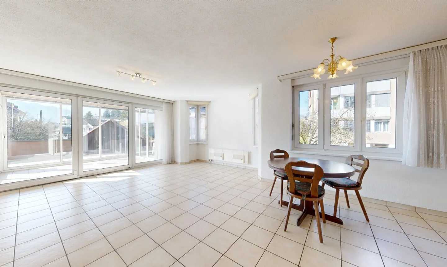 4.5-room apartment with winter garden and large terrace - Photo 8 of 11