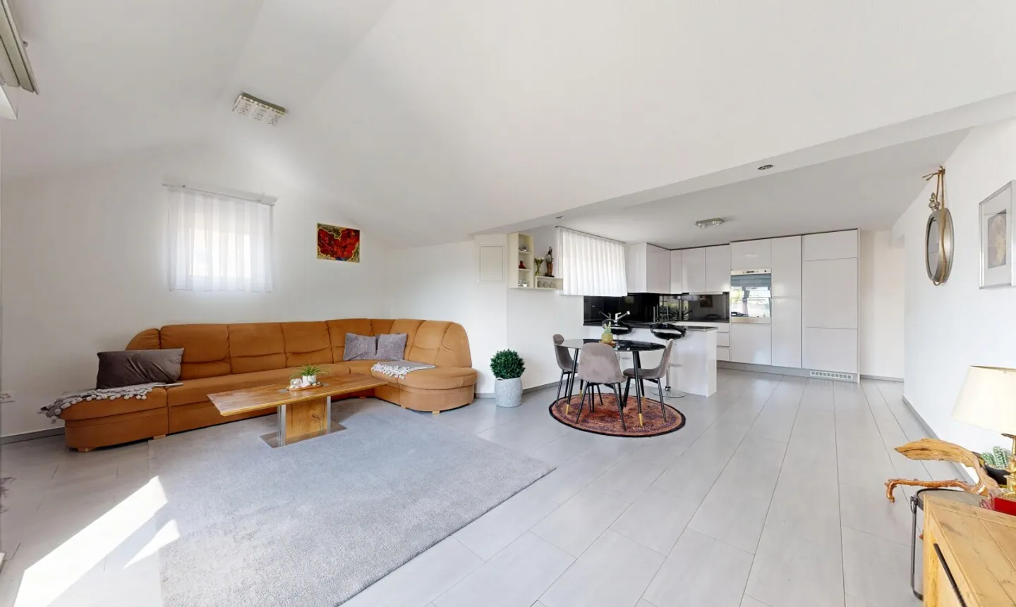 Magnifique Duplex de 5.5 pièces à Mex - Foto 2 von 11