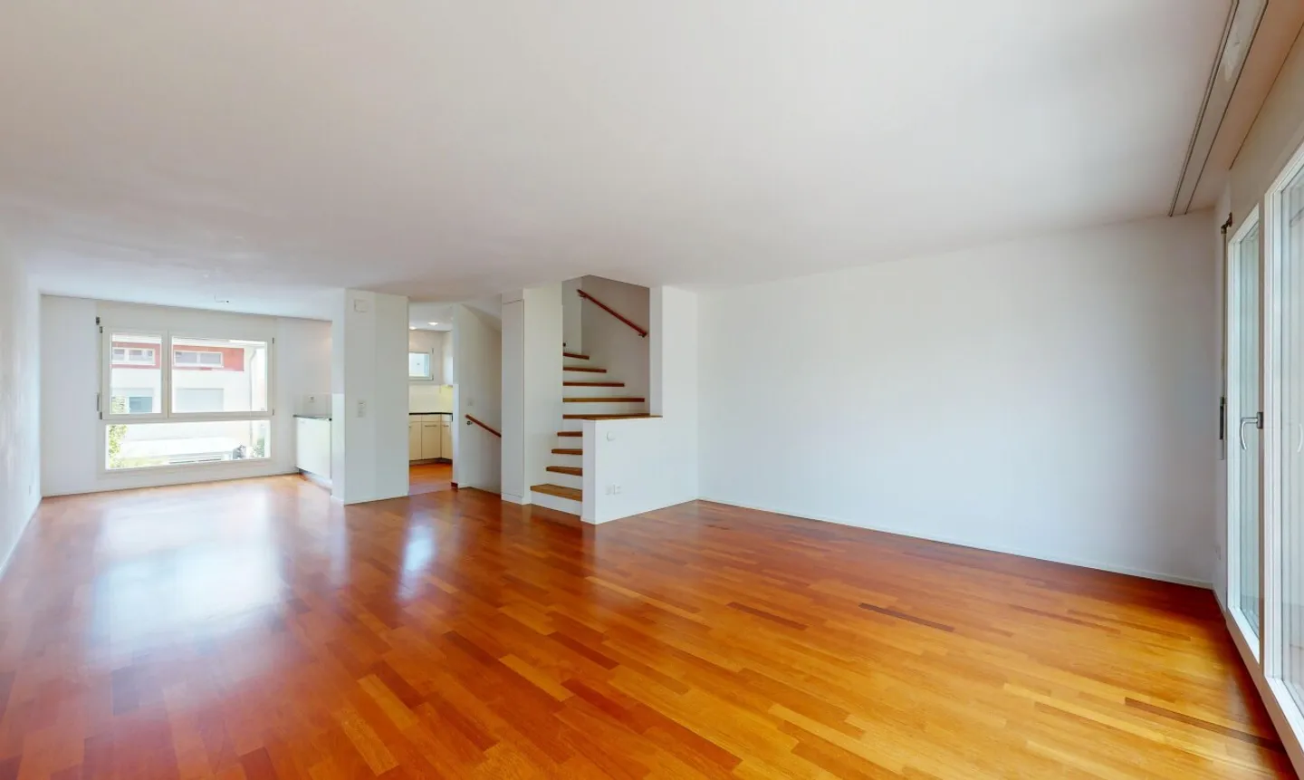 5.5-Zimmer-Reihenhaus in Allschwil - Wohnen zwischen Stadt und Natur - Photo 2 sur 11