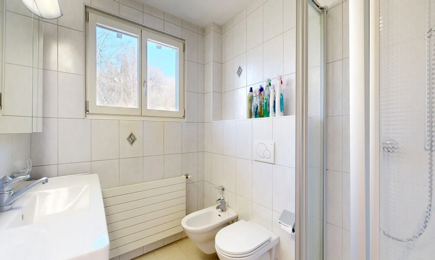 Charming 3.5-room single-family house with great potential in a quiet location - Photo 7 of 11