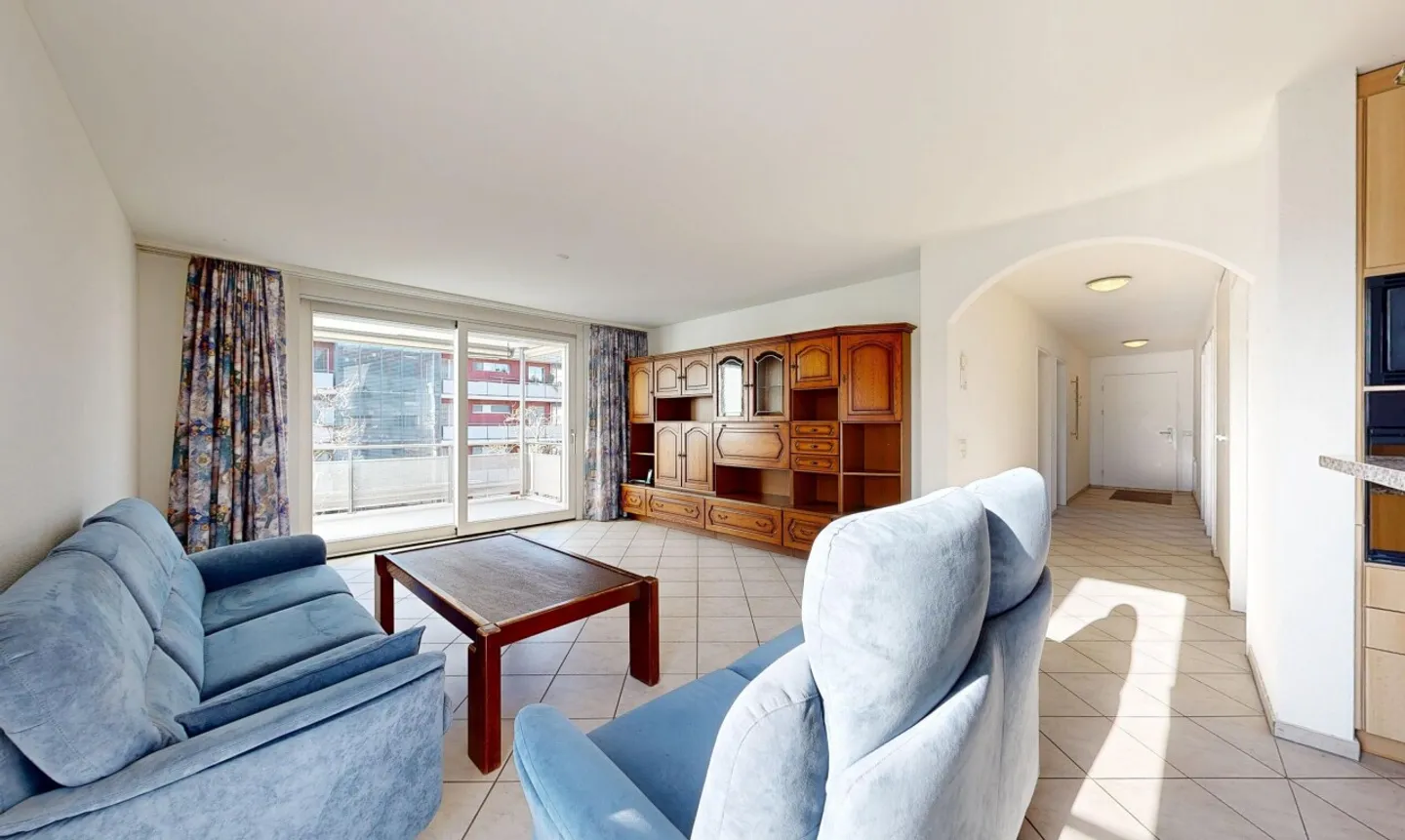 Appartamento luminoso 4.5 locali a Rotkreuz - Foto 4 di 11