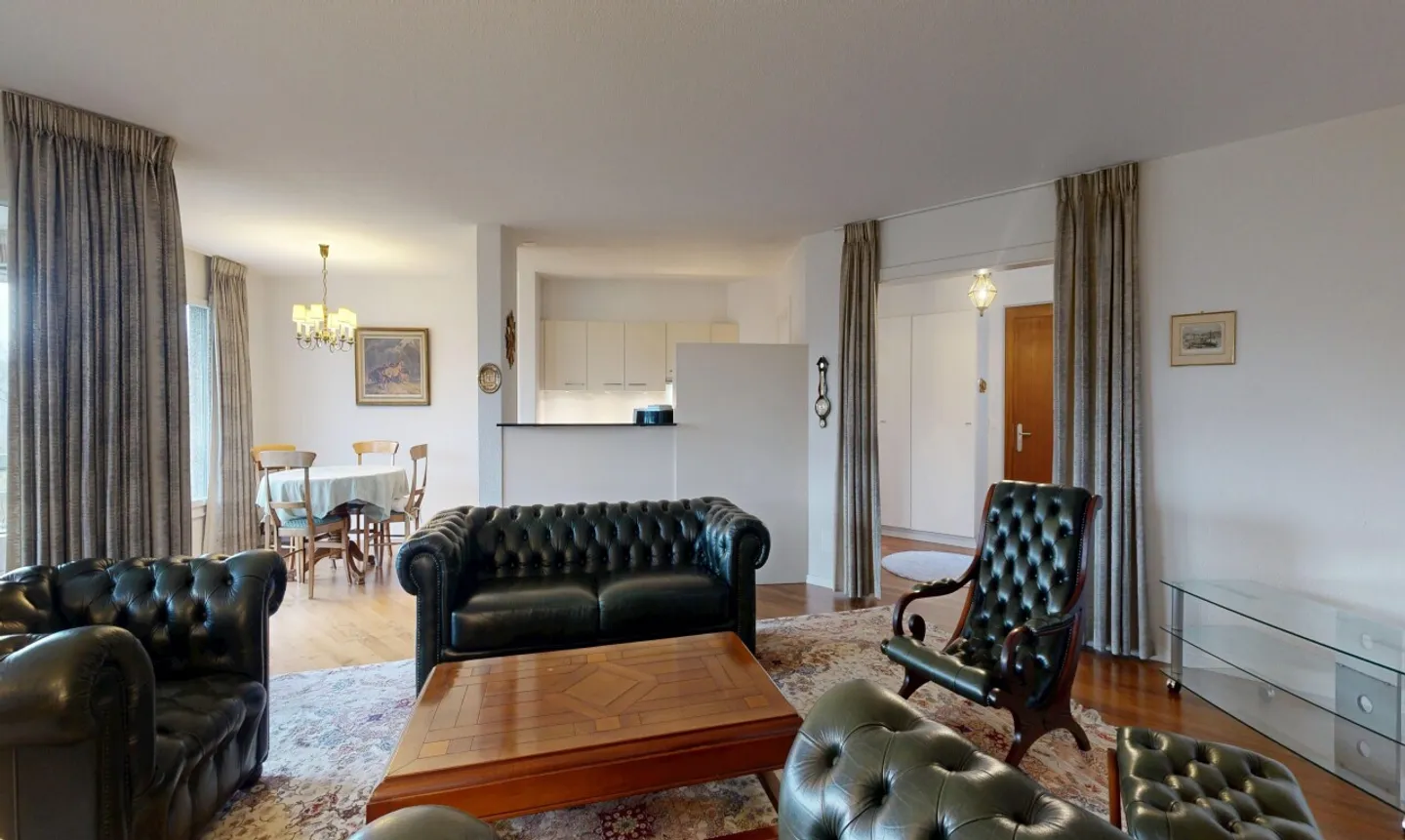 Luminoso appartamento di 4.5 stanze nel cuore di Marly: calma e panorama - Foto 1 di 11