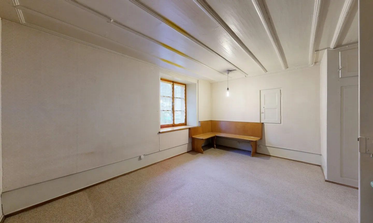 Edificio storico in posizione centrale per uso individuale - Foto 3 di 11