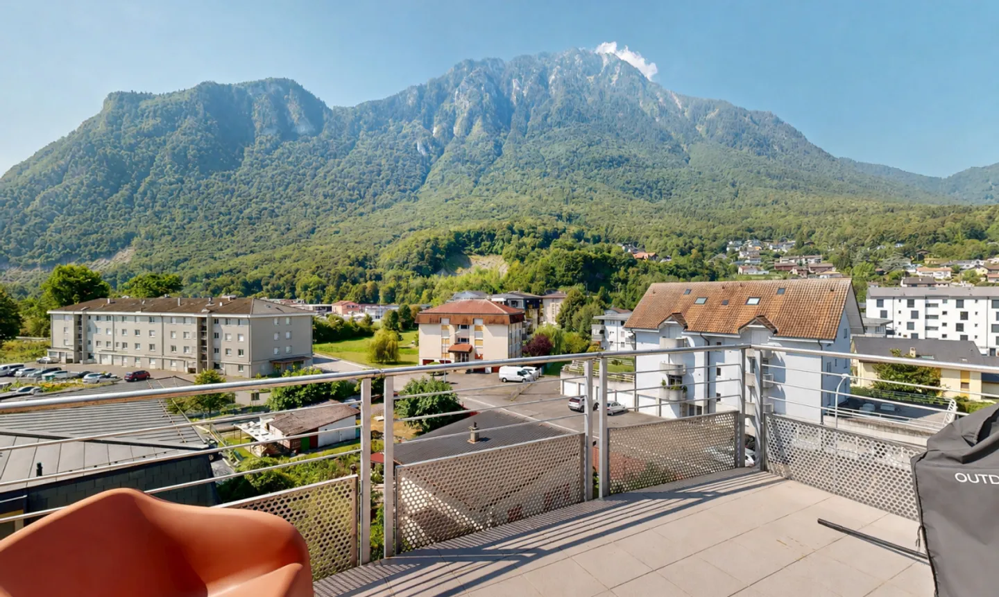 Penthouse with Lake and Mountain View in the Heart of Bouveret - Photo 1 of 11