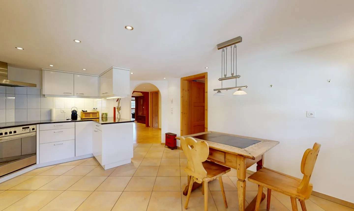 Charmante 5.5 Zimmer Wohnung - Foto 4 von 11