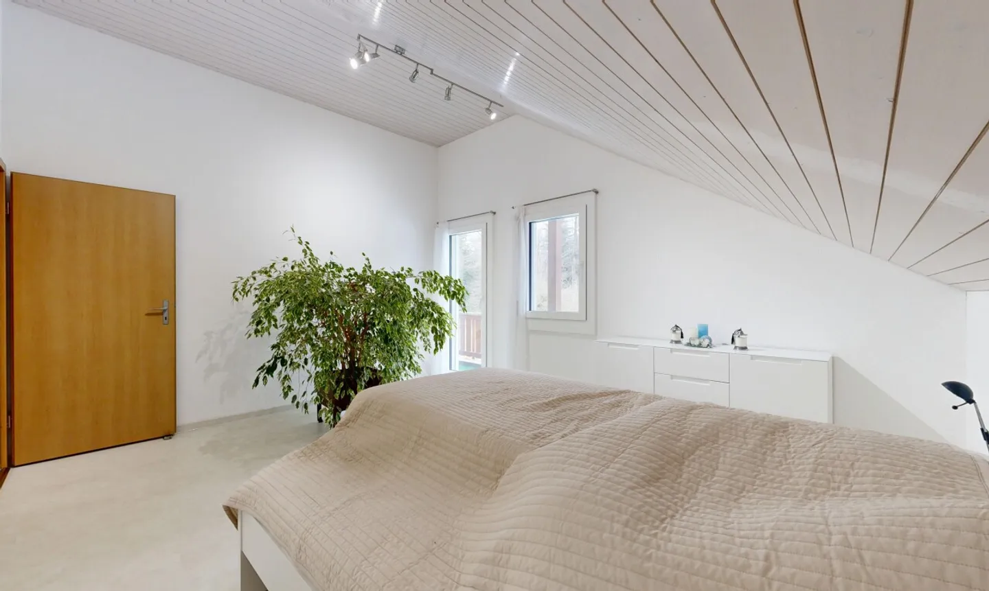 Charmantes Einfamilienhaus mit Garten - Foto 7 von 11