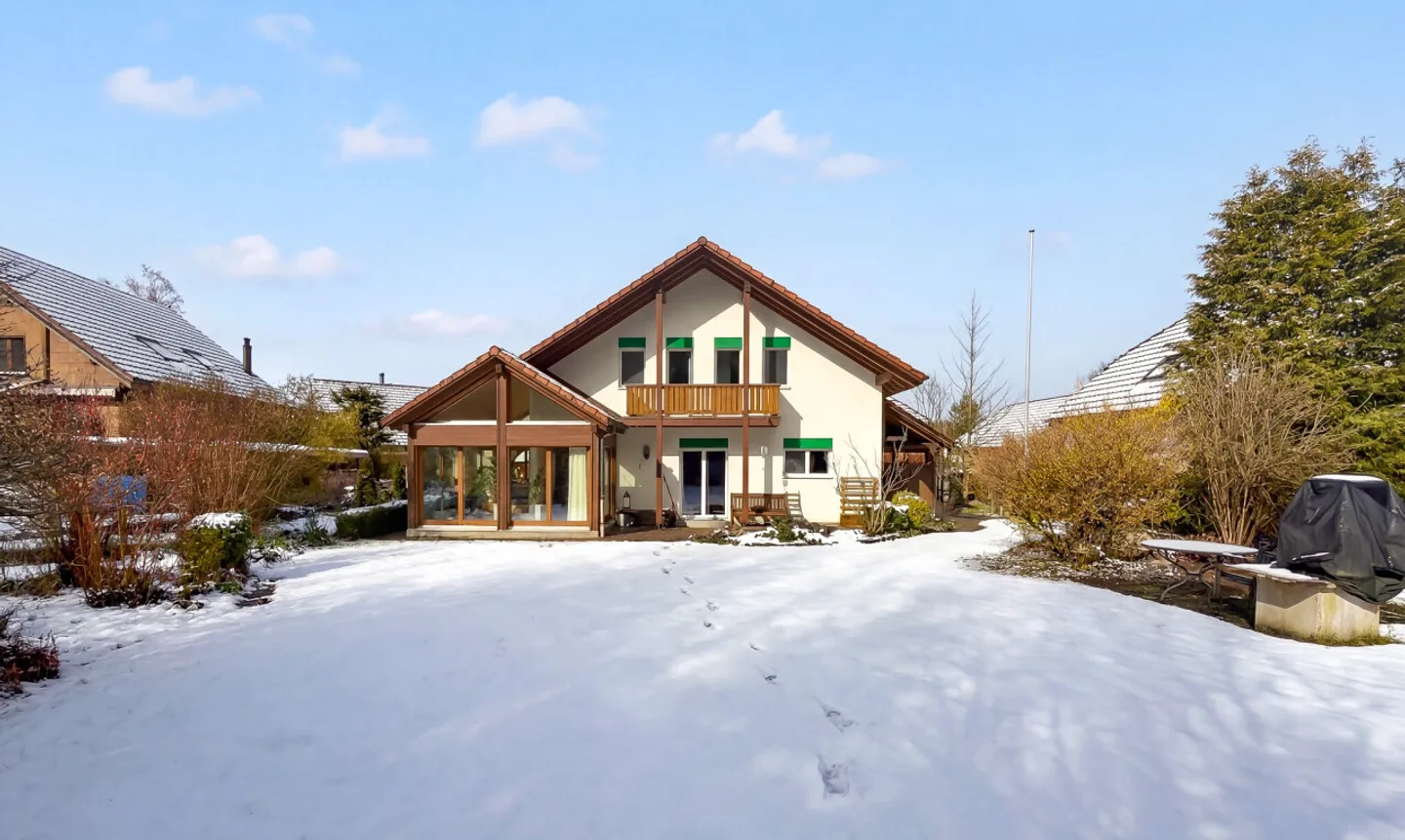 Charmantes Einfamilienhaus mit Garten - Foto 1 von 11