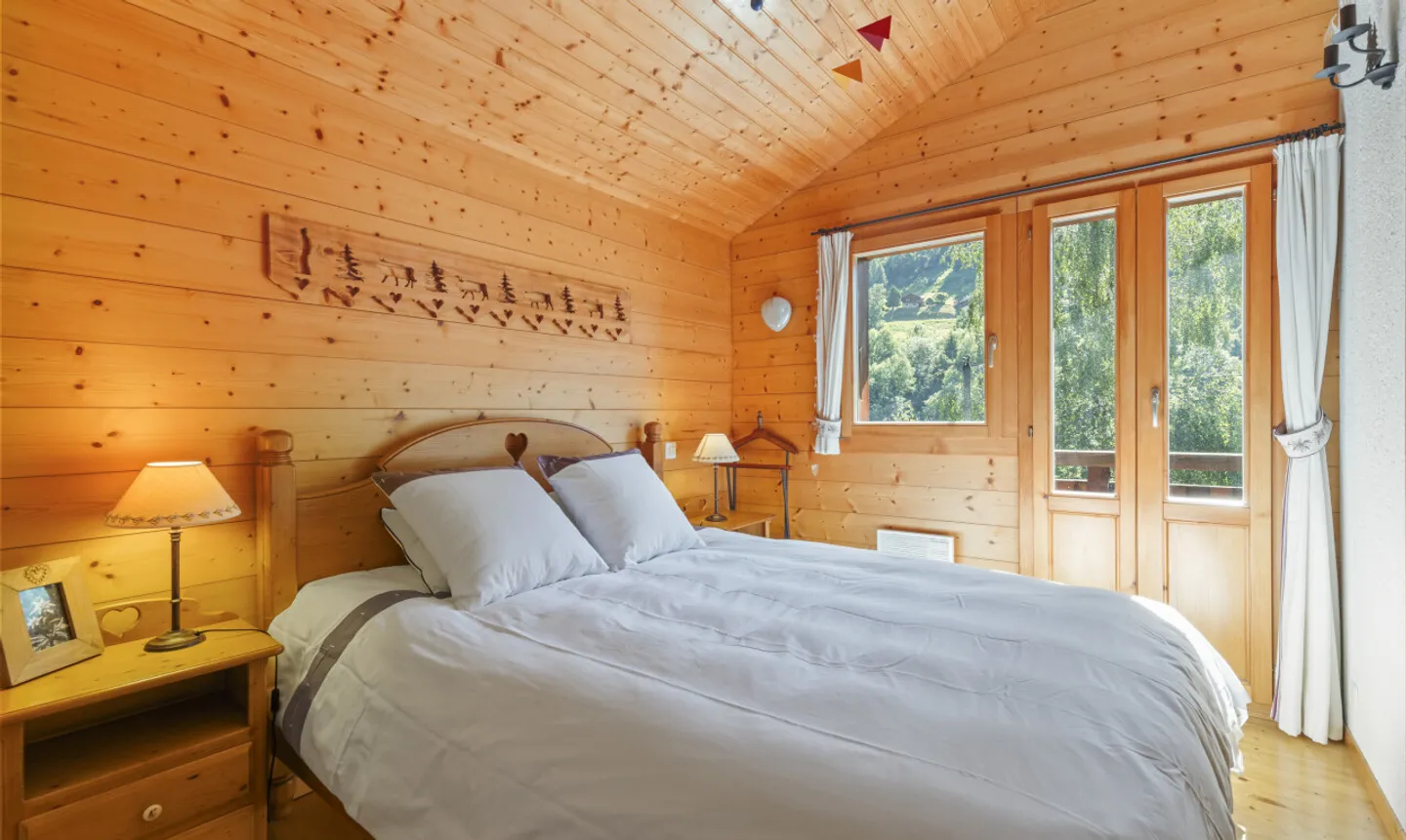 Authentisches Chalet aus alten Balken - Foto 7 von 13