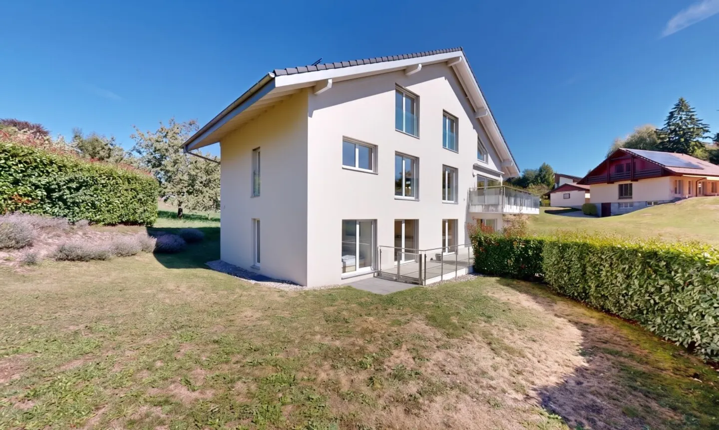 Appartamento familiare di 4,5 locali con giardino privato a Epalinges - Foto 1 di 11
