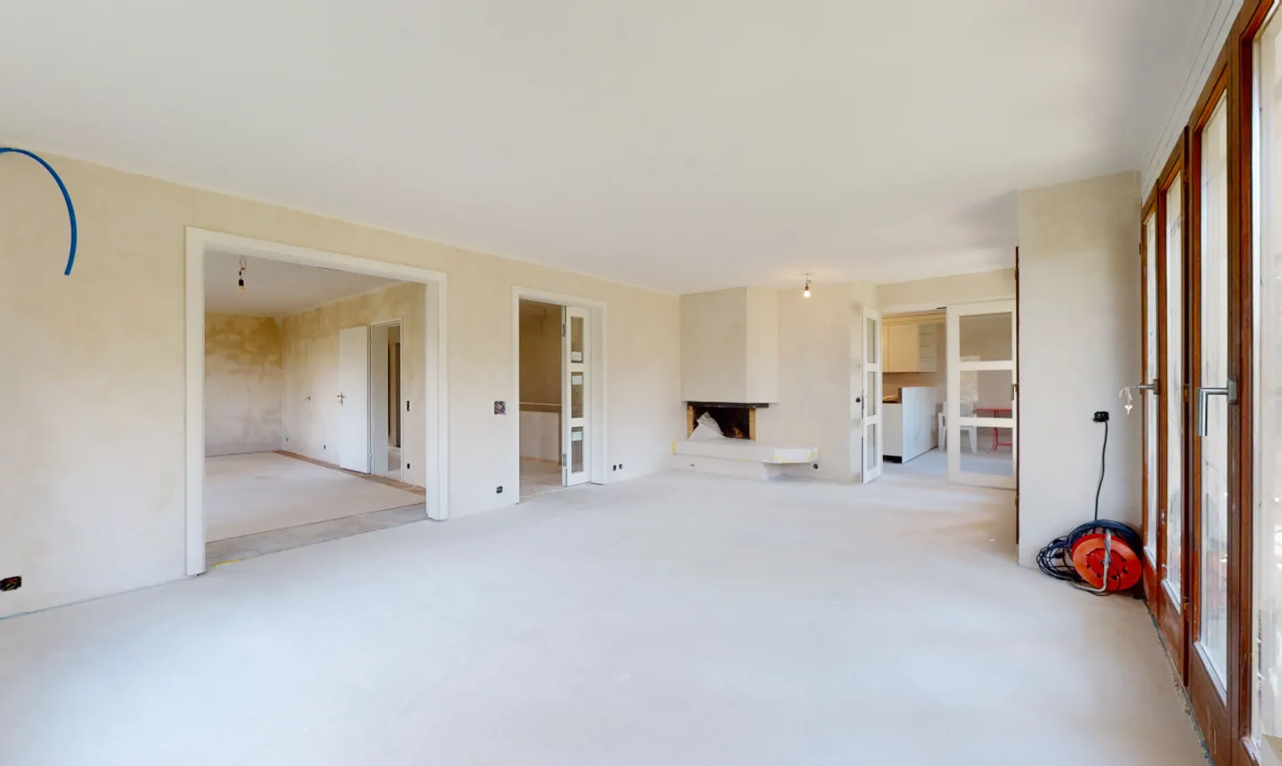 Ampio appartamento duplex di 6,5 locali con grande giardino - Foto 8 di 13