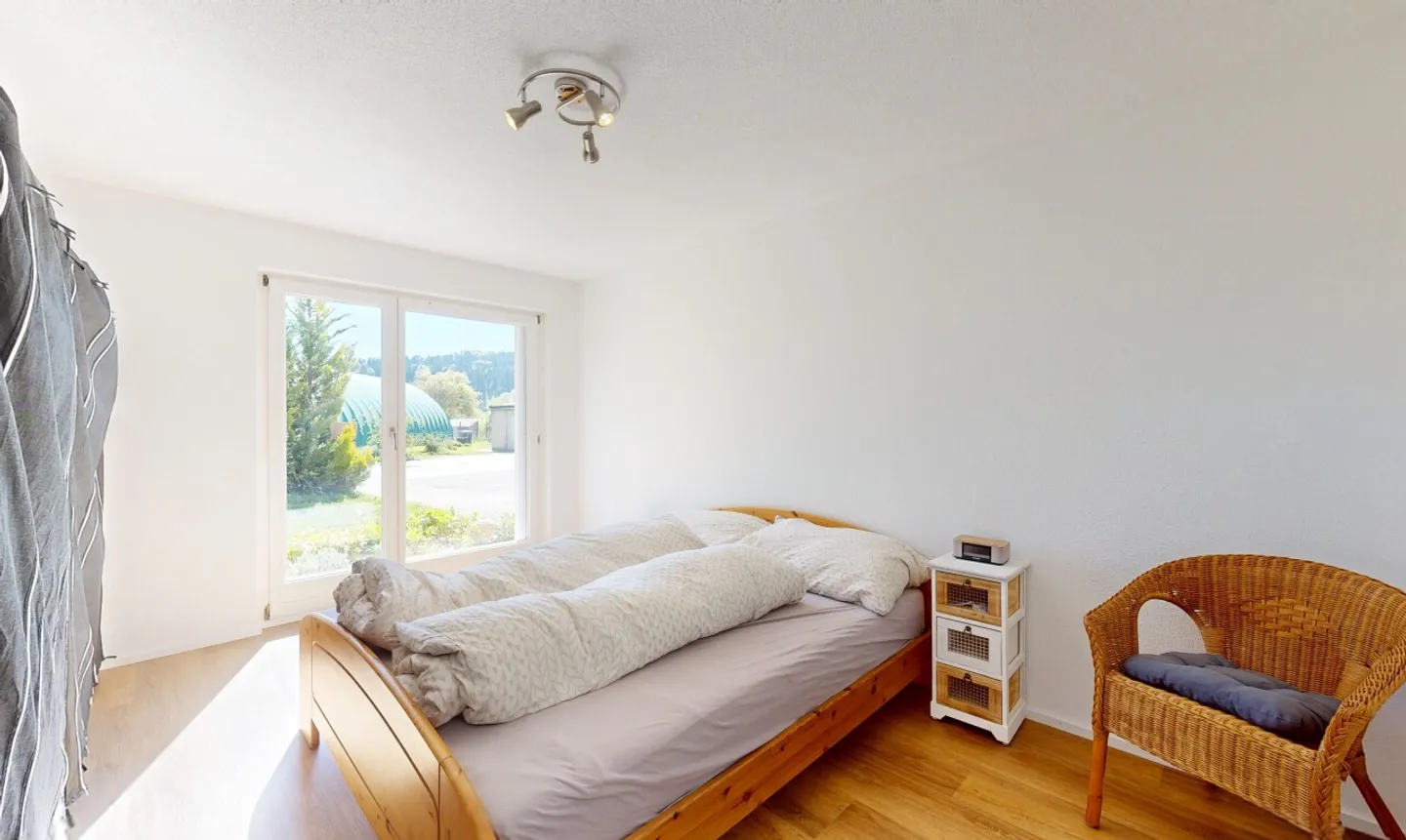 Renoviertes Einfamilienhaus in Madetswil - Foto 9 von 11