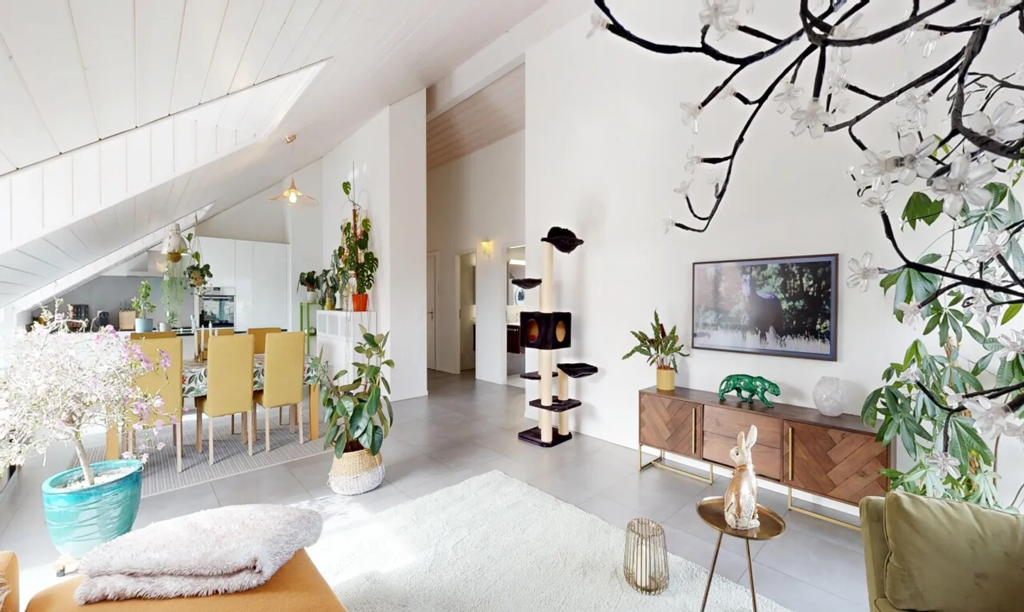 Bright 4.5 room apartment on the top floor in Boulens - Photo 1 of 11