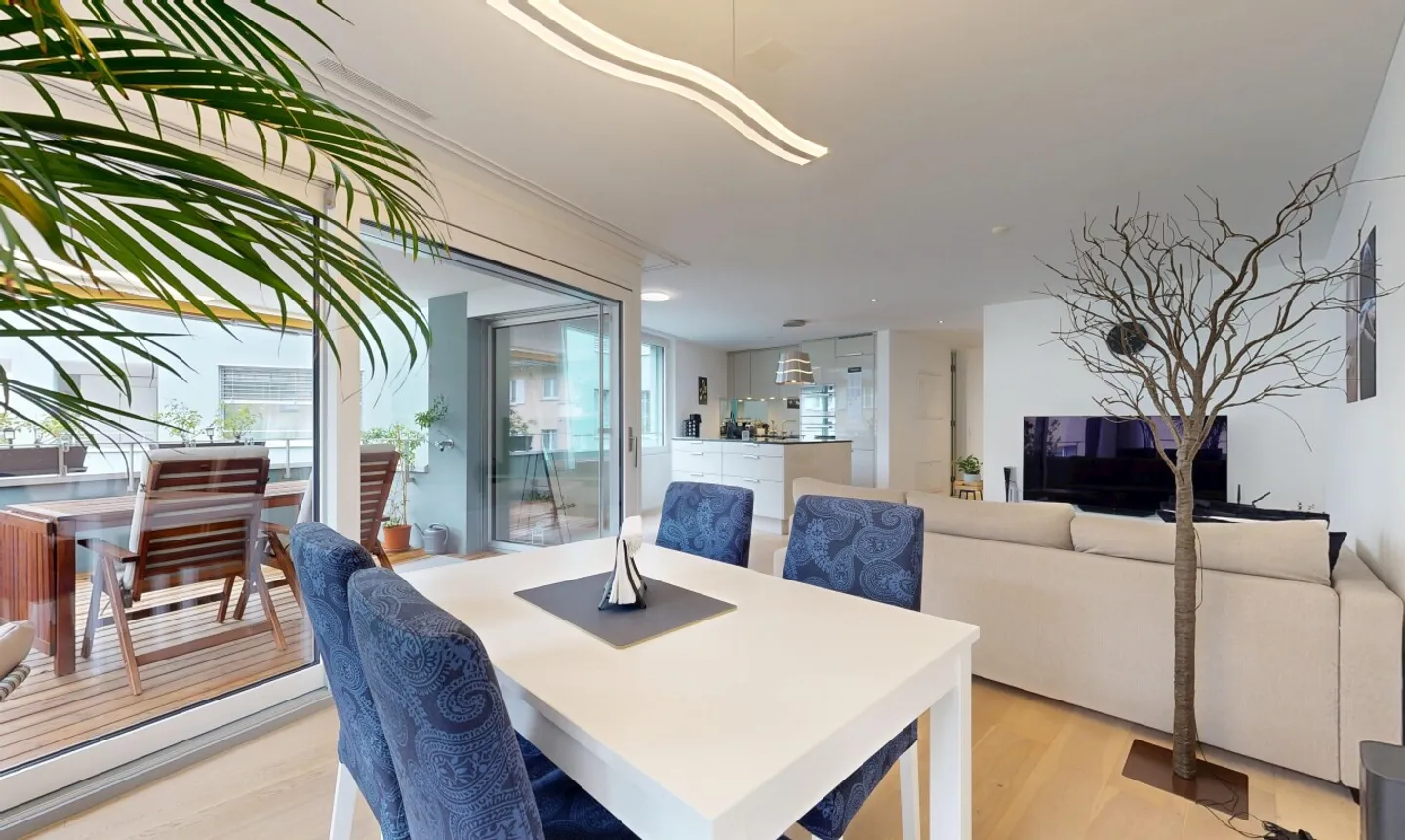 Hochwertige 3.5-Zimmer-Wohnung an begehrter Lage - Photo 4 of 11