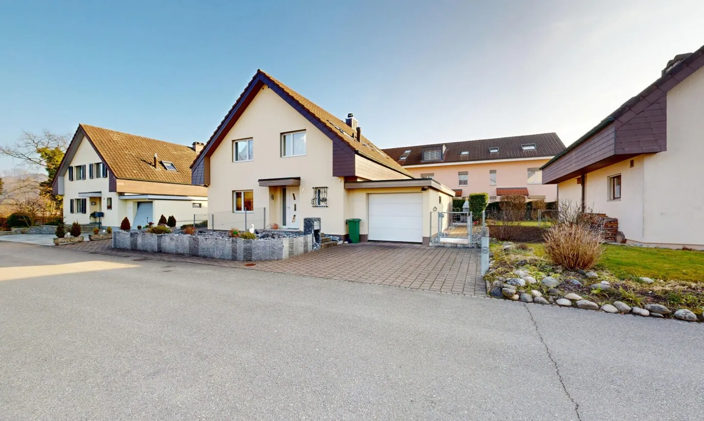 Casa spaziosa per famiglie in una posizione tranquilla - Foto 1 di 11