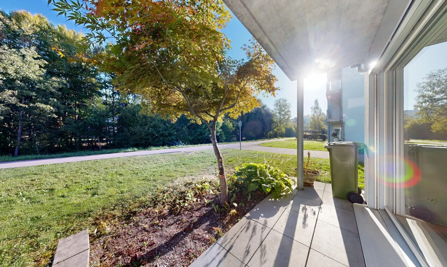 Bright and well-maintained 3.5-room garden apartment in a great location - Photo 9 of 11