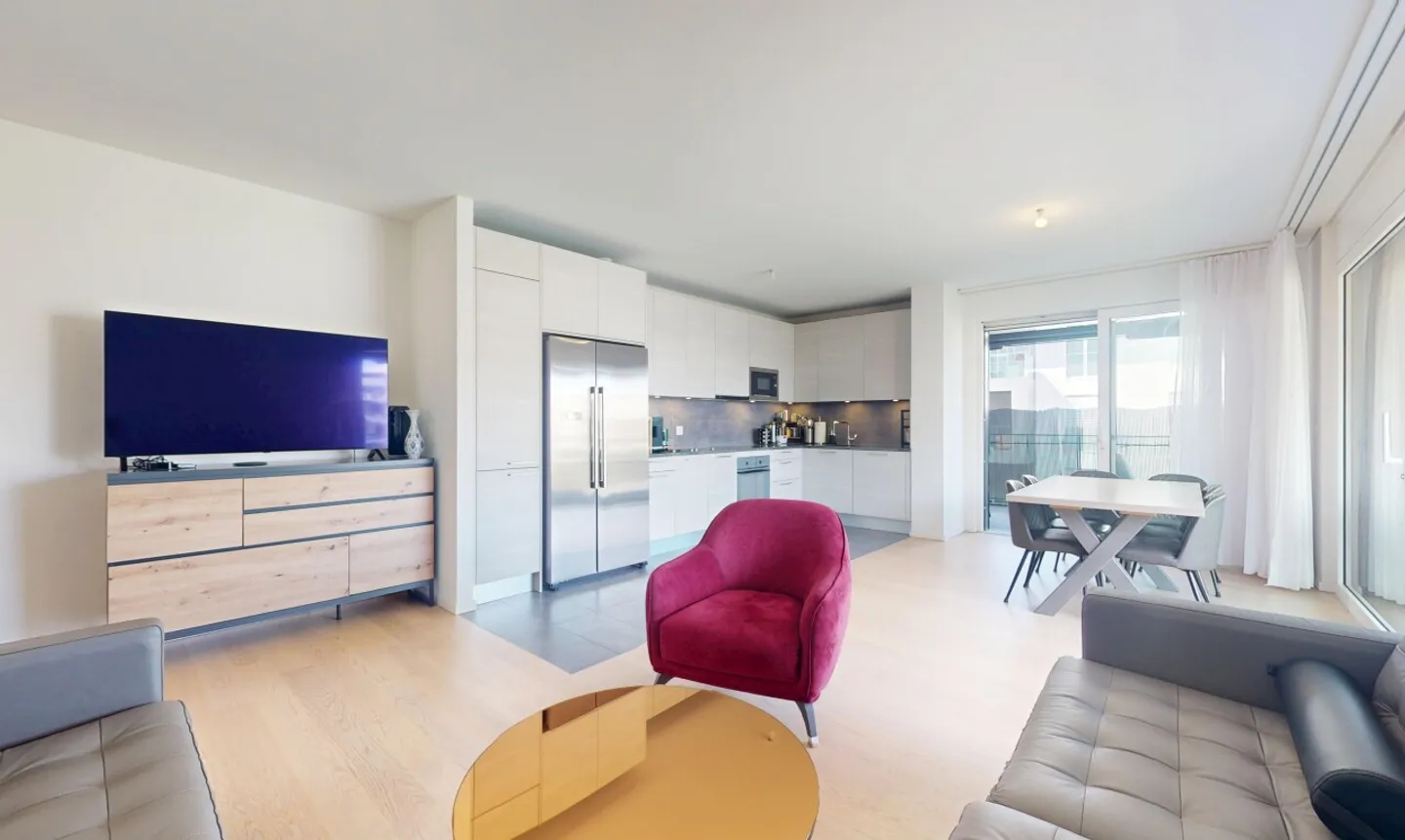 Bellissimo appartamento di 4,5 locali idealmente situato - Foto 4 di 13