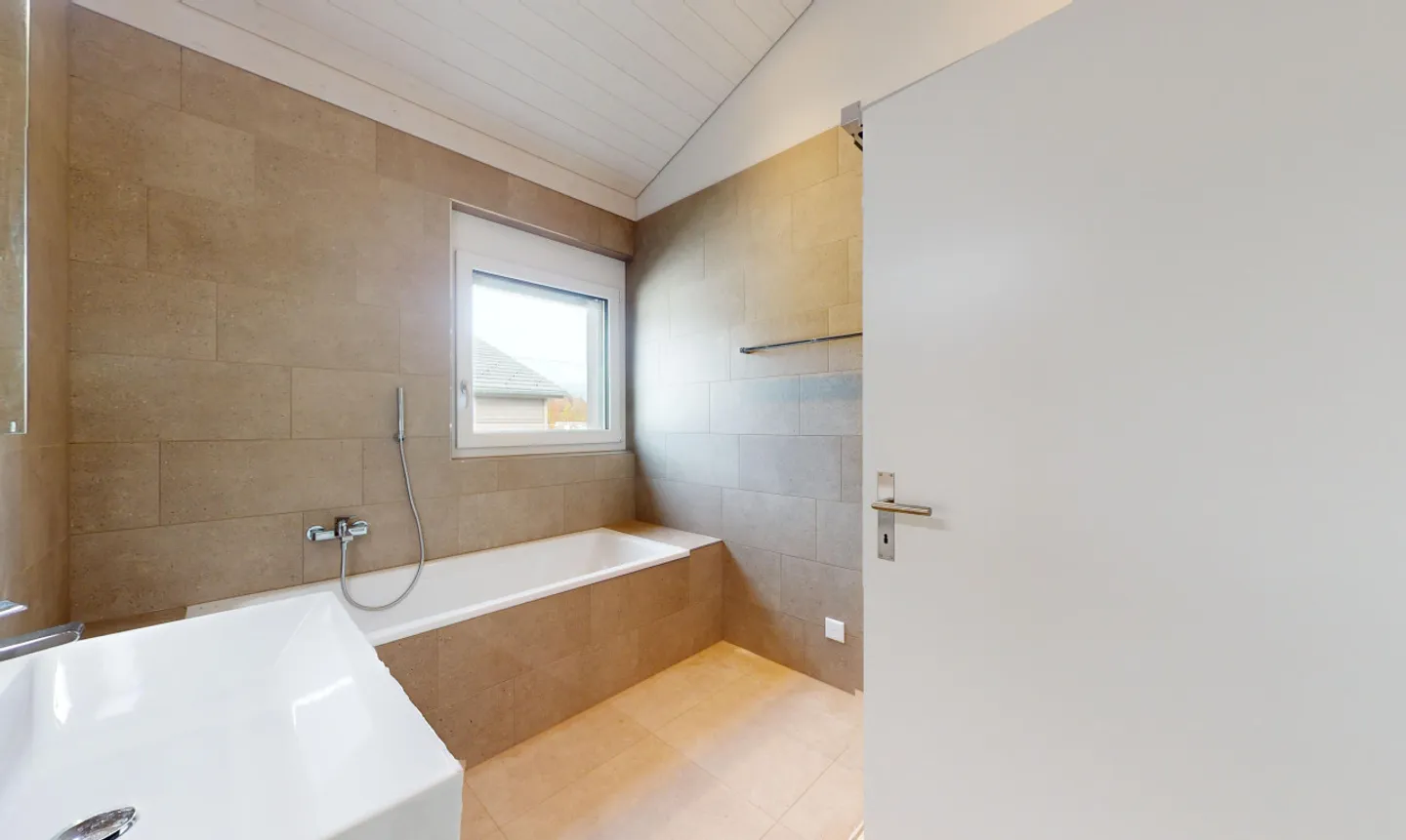 Casa moderna in posizione panoramica - Foto 10 di 13