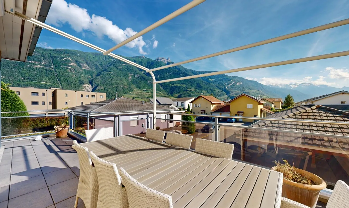 Appartement spacieux avec terrasse - Photo 9 sur 11
