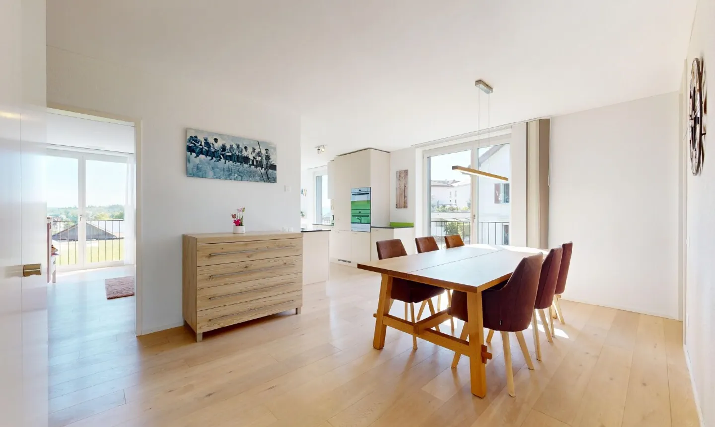 Spacious living with high quality of life - Photo 3 of 11