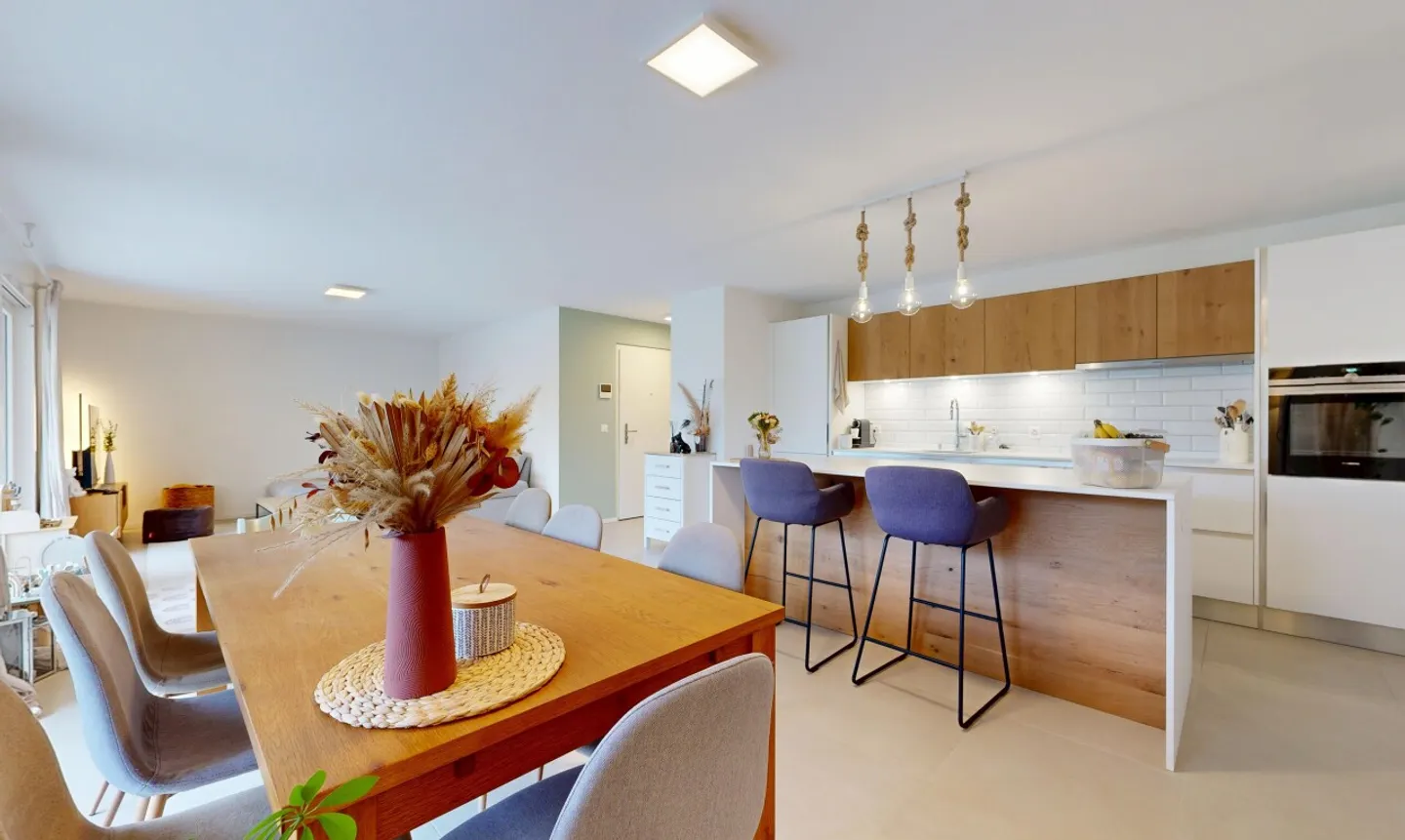 Recent apartment with large terrace and garden in Romanel - Photo 4 of 11